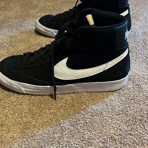 Nike Blazer size 11